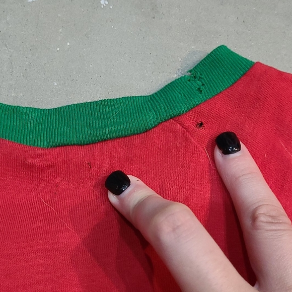 ✖️SOLD✖️Christmas Dog shirt - Picture 5 of 9